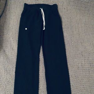 Figs black scrub pants